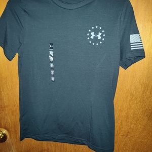 Brand New youth Boys Under Armour shirt